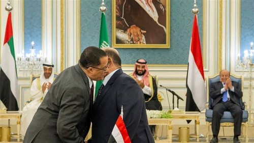 #التحالف_العربي يعلن إطلاق سراح 38 محتجزًا من الشرعية والانتقالي
