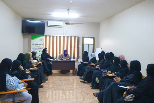 مستشارة رئيس #المجلس_الانتقالي لشؤون المرأة تلتقي بنخبة من القياديات في #العاصمة_عدن