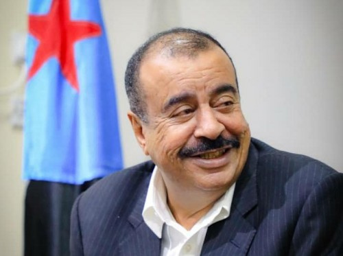 اللواء بن بريك يشيد بالنشاطات الدؤوبة لأبنة عدن شبانة محمد شفي في خدمة الاقتصاد الجنوبي