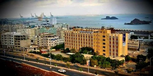 مركز دراسات : ابقاء عدن دون محافظ مخطط لإغراق عدن في مستنقع الازمات وإفشال لجهود رئيس الحكومة والتحالف