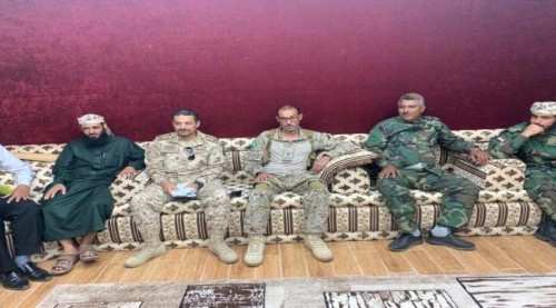 قائد التحالف ب#العاصمة_عدن يلتقي قيادات الدوائر وألوية وكتائب وأحزمة الدعم والإسناد