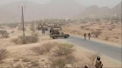 مصدر في الانتقالي : مرور القوات التابعة للحكومة نحو لحج مرهون بسحب قوات بن معيلي وعودتها ل#مارب