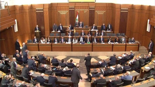 البرلمان اللبناني يمنح الثقة لحكومة حسان دياب