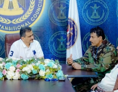 لملس يطّلع من قائد اللواء العاشر صاعقة على الأوضاع العسكرية في خطوط التماس بجبهة حبيل حنش