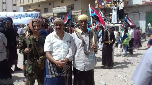 مليشيات الإصلاح تطلق سراح الخليفي وتسرق جواله