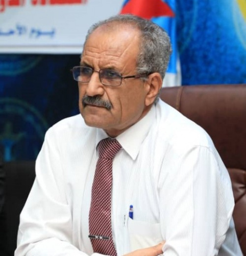 قيادي في الانتقالي: نواجه تحديات على مختلف الصعد ونتعاطى معها وفق ما يخدم قضيتنا