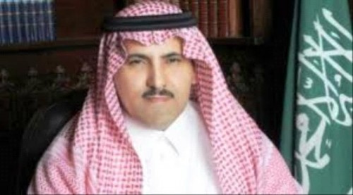 السفير السعودي لدى اليمن يعلق على مناورات قوات الشرعية في شقرة.. ماذا قال؟