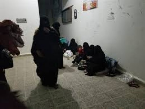 حجر الحوثي الموبوء يقتل امرأتين ويهدد آلاف المسافرين