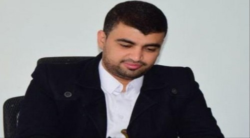 تغريدة بتويتر تطيح بمسؤول يمني في حكومة صنعاء من منصبه