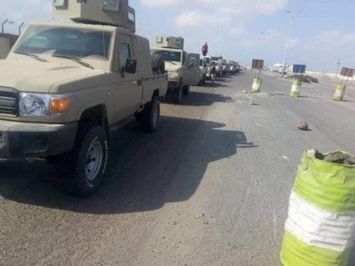 "تفاصيل" ايقاف لشحنة اسلحة غادرت عدن باتجاه أبين 