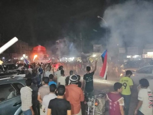 احتفالات في ردفان ابتهاجاً بإعلان الانتقالي الإدارة الذاتية للجنوب
