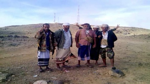 رئيس انتقالي لودر يزور الخطوط الأمامية بجبهة مكيراس