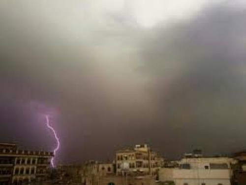 تحذيرات من طقس غير مستقر وهطول أمطار شديدة الغزارة على هذه المناطق