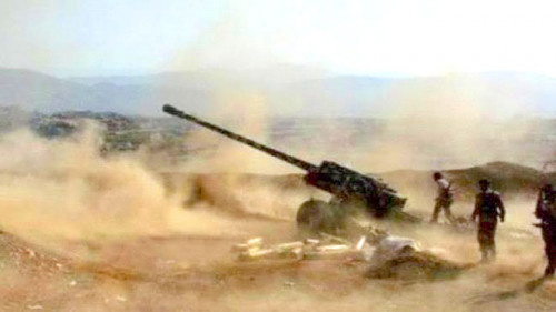 مدفعية القوات المسلحة الجنوبية تتسهدف مليشيا الإخوان في ثعلان