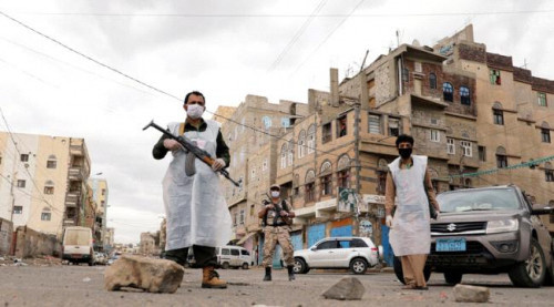الحوثيون يغلقون 4 مستشفيات في صنعاء.. لهذا السبب