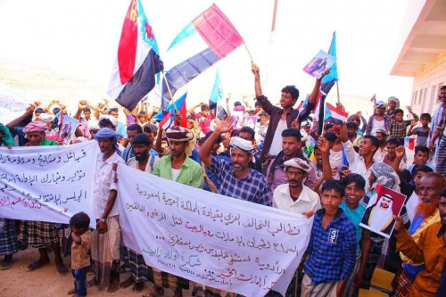 قبائل رأس قطينان بسقطرى تبارك قرار الإدارة الذاتية للجنوب