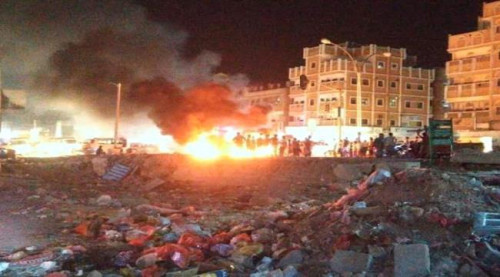 حضرموت.. احتجاجات غاضبة لأبناء المكلا تنديدا بانهيار الخدمات