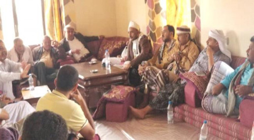 مشائخ وأعيان الحجرية يحذرون من مغبة جر تعز كاملة إلى مربع الجهالة والدم