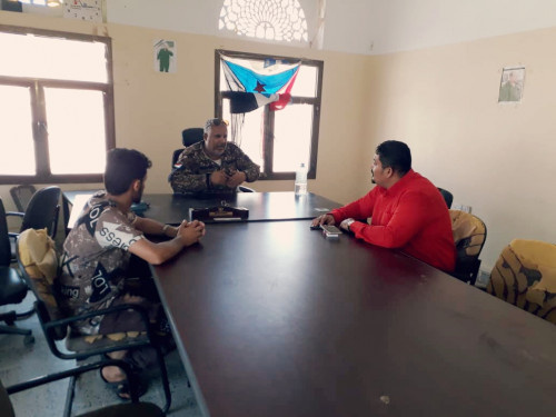 دائرتا المرأة والقانونية بالانتقالي تبحثان مع شرطة كريتر حلولاً سريعة ومضمونة لرعاية الطفل حديث الولادة