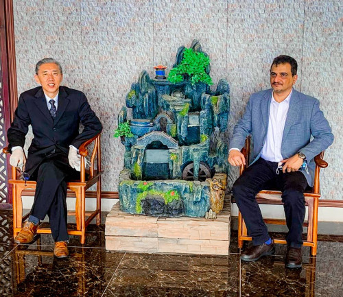 محافظ عدن يناقش مع السفير الصيني أوجه التعاون المشترك والاستفادة من التجربة الصينية في الجوانب التنموية