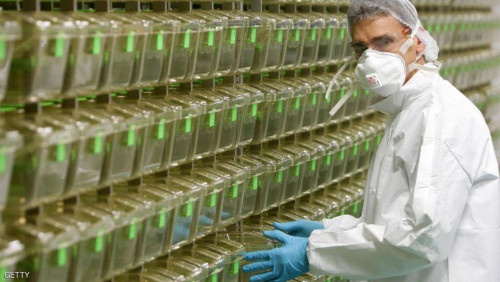 أول دولة تنتج لقاح كورونا.. وتوزعه مجانا على سكانها