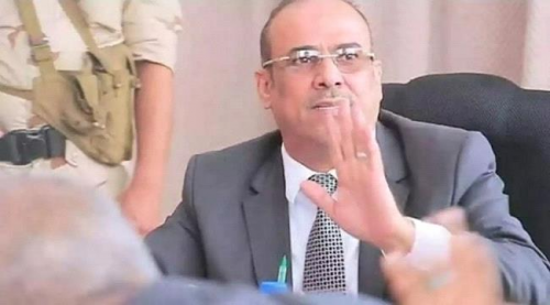 "وثائق" تكشف استمرار الوزير الميسري ترقية المئات من عناصر الاخوان في أمن تعز