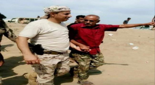 العميد الـنـوبـي يتفقد المقاتلين في الخطوط الأمامية بمحور أبين