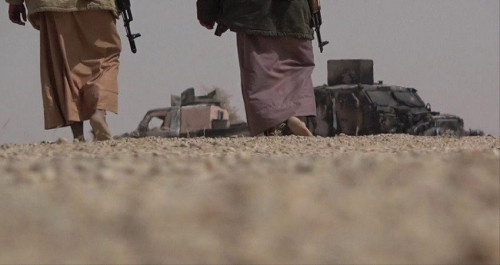 بسبب خيانة أحد الألوية التابعة للأحمر.. سقوط جبهة نجد العتق ومعسكر الأقرع بيد مليشيات الحوثي