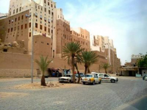 نتيجة الانفلات الأمني.. مسلحون مجهولون يغتالون مواطناً في مدينة شبام حضرموت