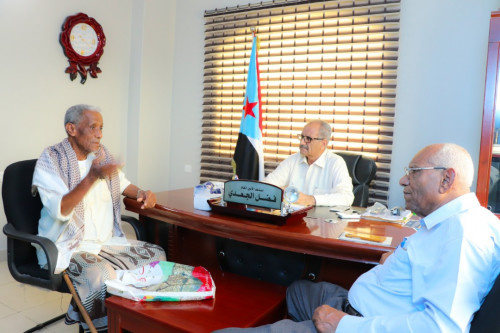 الجعدي يلتقي الشاعر الجنوبي كور سعيد عوض