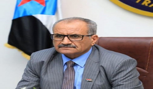 قيادي في الانتقالي: ناطق الحكومة يتحدث باسم جهة اخرى