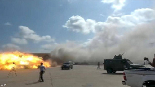 ضباط إيرانيون في الواجهة.. تفاصيل جديدة حول هجوم مطار عدن