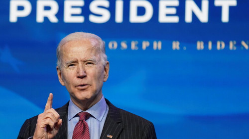 بايدن: ترامب غير مؤهل للخدمة