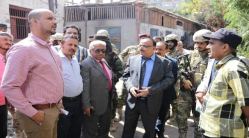 وزير النقل يقف على جهود تأمين الملاحة البحرية