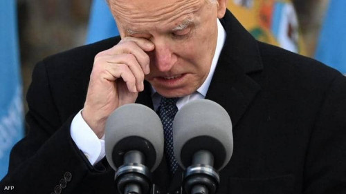 دموع بايدن.. لقطات مؤثرة للرئيس المنتخب عشية التنصيب