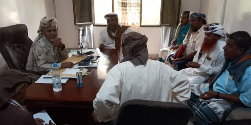 رئيس تنفيذية انتقالي أبين يناقش مع مدير مكتب الأوقاف الانتهاكات التي تطال أراضي الأوقاف والمناطق الأثرية