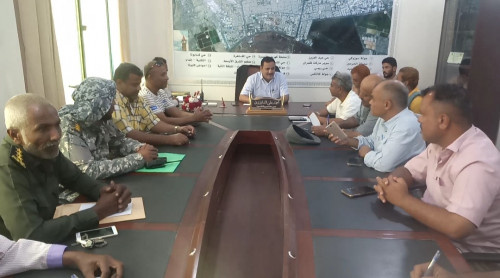 مأمور المنصورة يوجه برفع الجاهزية القصوى لتفادي مخاطر المنخفض الجوي القادم