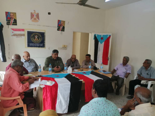 هيثم يناقش مع تنفيذية انتقالي دارسعد أولويات العمل القادم والشراكة مع السلطة المحلية بالمديرية