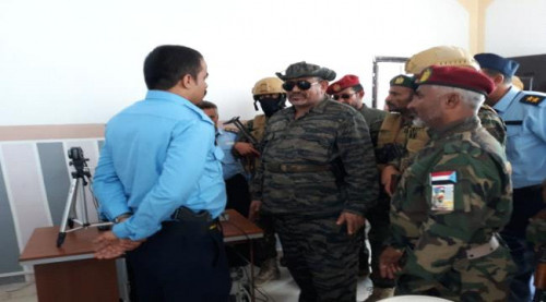 افتتاح قسم الأحوال المدنية بمجمع الإصدار الآلي بالعاصمة عدن