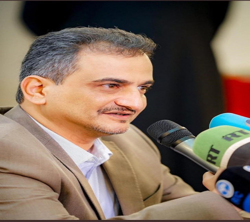 محافظ العاصمة عدن يبحث مع إدارة شركة الغاز وملاك المحطات آلية توفير وتوزيع الغاز المنزلي