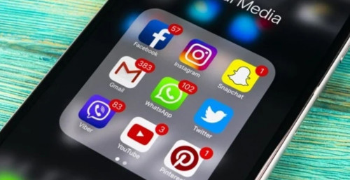 مليشيا الحوثي تحظر بعض البرامج الذكية وتطبيقات التواصل الاجتماعي