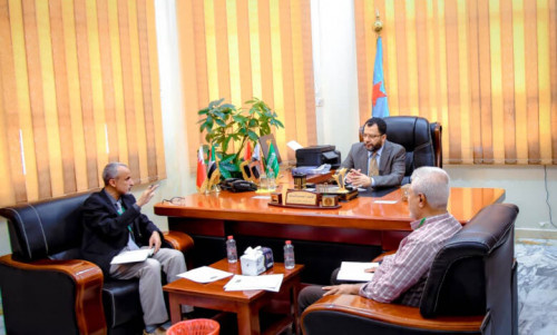 الكاف يناقش مع لجنة مجابهة كورونا الاستعدادات لمواجهة موجة التفشي الثانية للفيروس