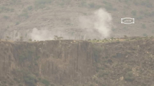 القوات الجنوبية تشن قصفاً مكثفاً بقذائف الدبابات على مواقع الحوثيين بالحشاء شمال شرقي الضالع
