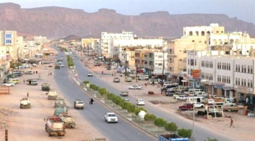 شبوة.. الإخوان يفرضون جبابات مالية ضخمة على المحلات