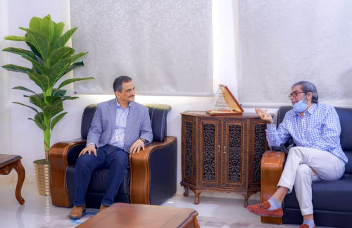 المحافظ لملس يدعو المجتمع الدولي للمساهمة في معالجة الوضع الخدمي في العاصمة عدن