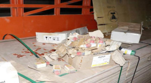 ضبط مواد مهربة في أحد مستودعات مدينة إنماء غرب عدن