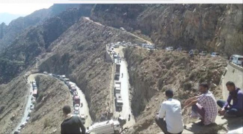 الإخوان يفرضون إتاوات لعبور الخط البديل عن هيجة العبد بتعز اليمنية