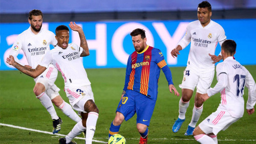 ريال مدريد يصعق برشلونة ويشعل الصدارة مع أتلتيكو مدريد