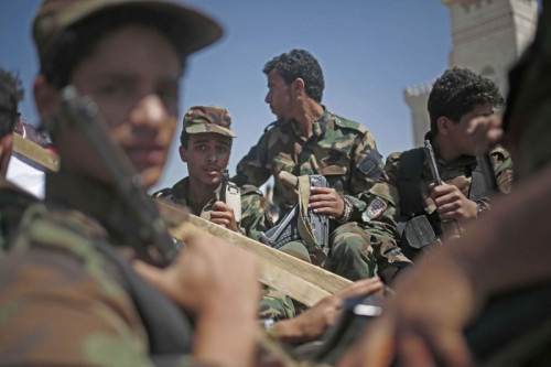 صحيفة بريطانية: الحوثيون يراهنون على المناورة والاستنزاف لانتزاع مأرب