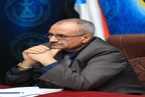 الجعدي: الألغام التي توضع أمام اتفاق الرياض تعدت نزع صلاحيات حكومة المناصفة إلى إقحام القضاء في الصراع